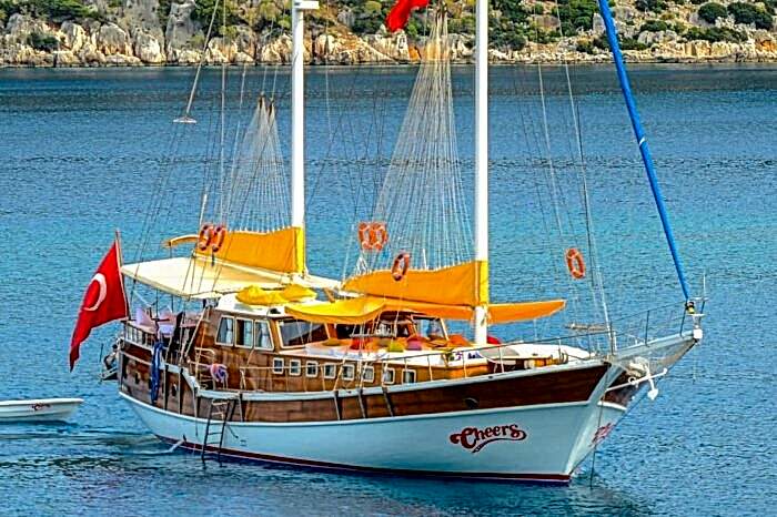 Gulet Cheers